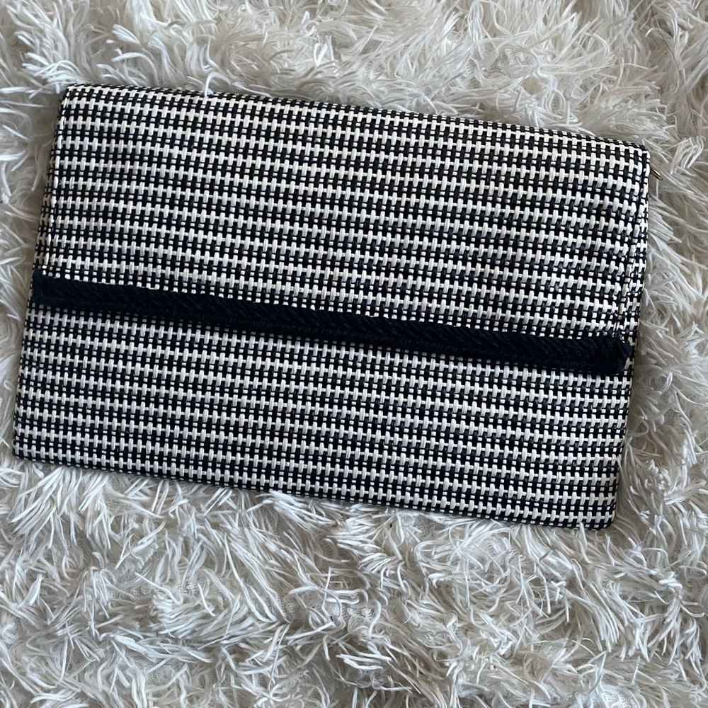 Stella & Dot clutch